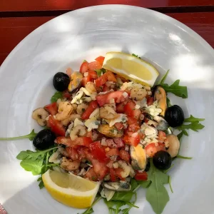 Salata od plodova mora - Bistro Klaudia Banjole